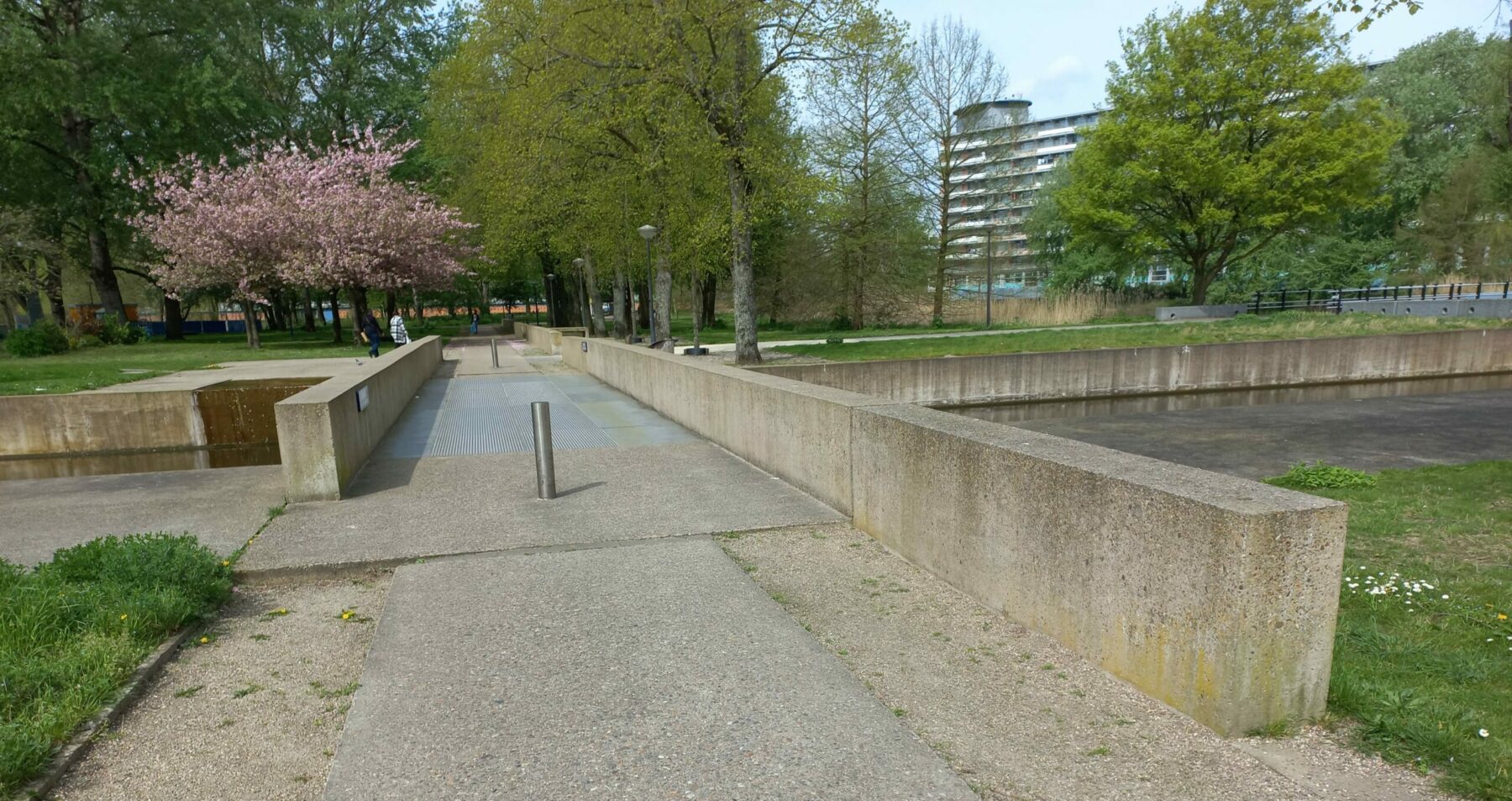 De Pa Sembrug in Zuidoost